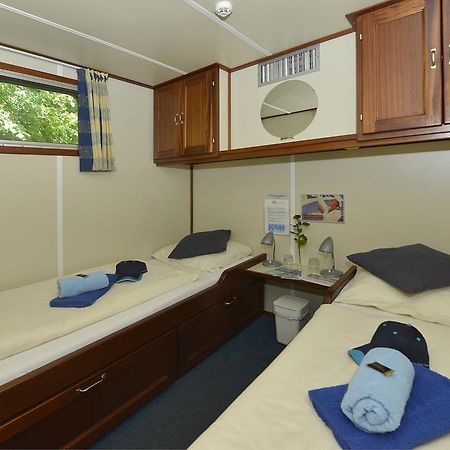 Ms Mecklenburg Hotelschiff Berlin Dış mekan fotoğraf