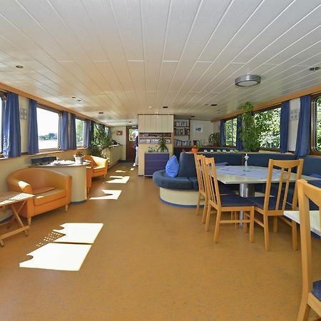 Ms Mecklenburg Hotelschiff Berlin Dış mekan fotoğraf